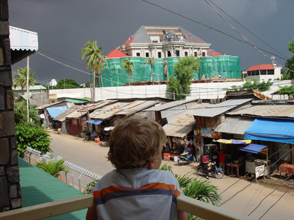 Die Baustelle Norodom Ecke Straße 380 in Phnom Penh
